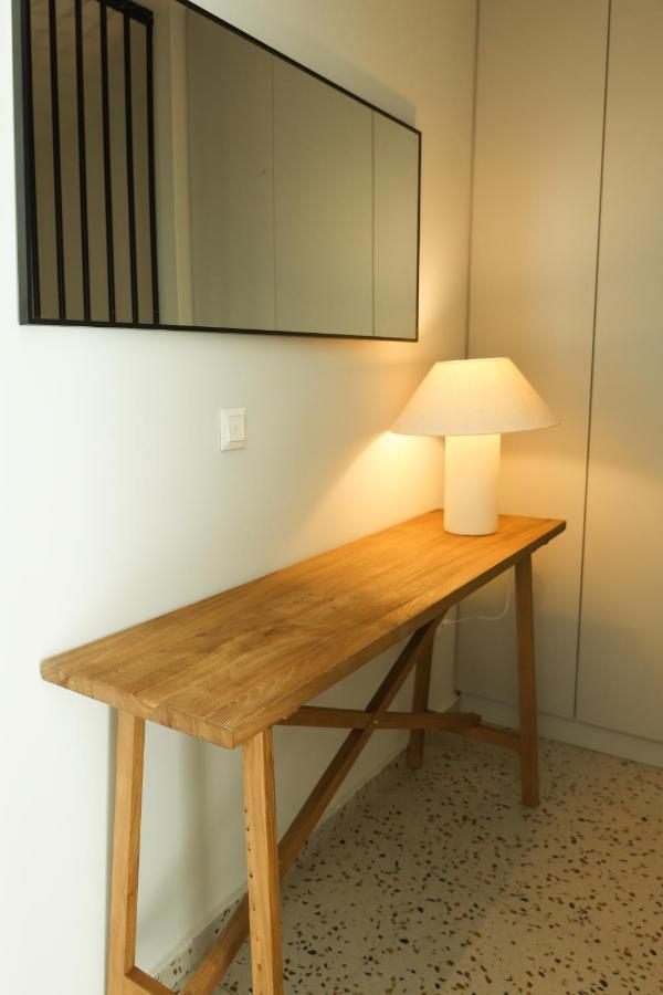 Uphill Unique Boutique Suites Skiathos Town Ngoại thất bức ảnh